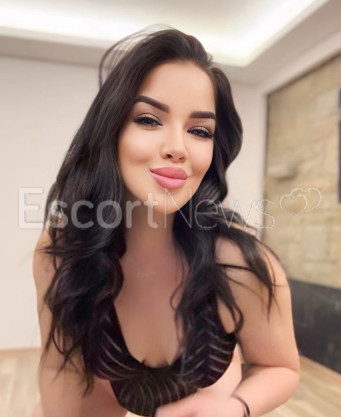 Photo escort girl MONA MIR: the best escort service